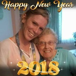 Womens clothes, 7 1/2 shoes, purses,